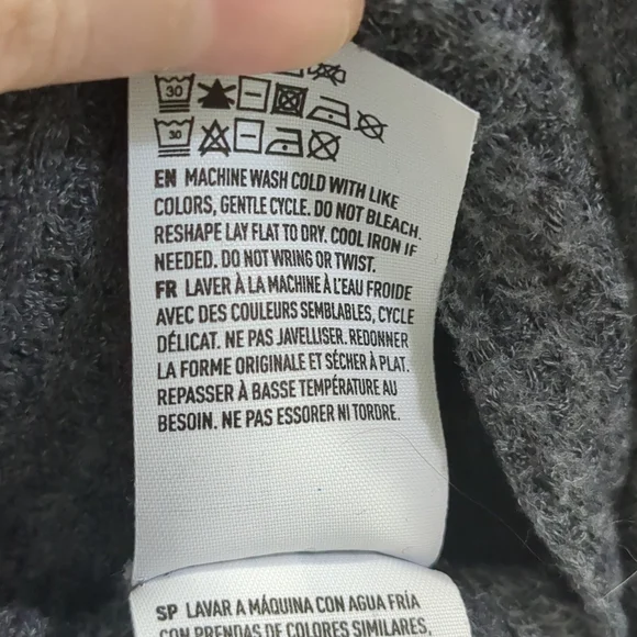 American Eagle Gray Soft & Sexy Plush Cold Shoulder Thermal Long Sleeve - Picture 7 of 7